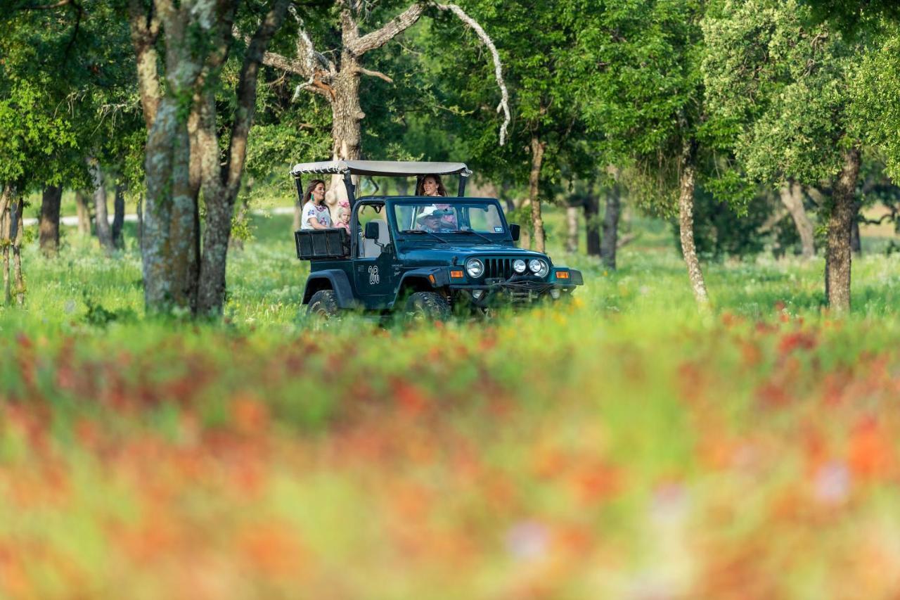 Wildcatter Ranch And Resort Graham Ngoại thất bức ảnh