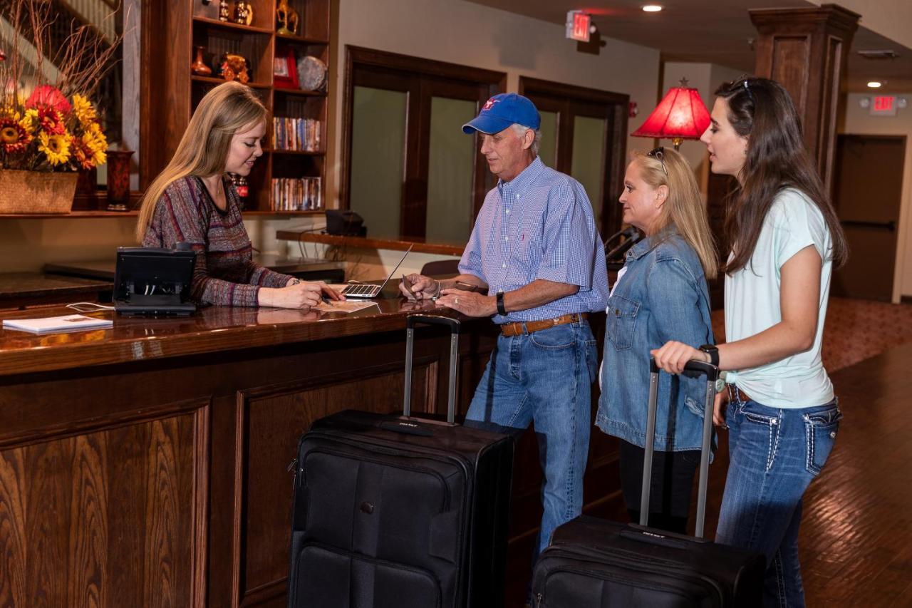 Wildcatter Ranch And Resort Graham Ngoại thất bức ảnh