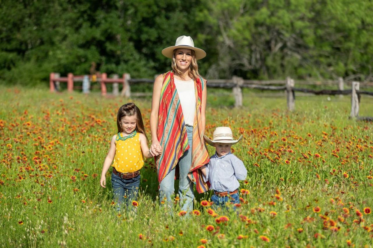 Wildcatter Ranch And Resort Graham Ngoại thất bức ảnh