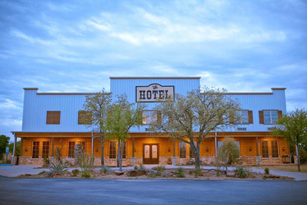 Wildcatter Ranch And Resort Graham Ngoại thất bức ảnh